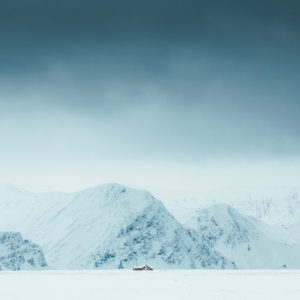 photo-paysage-panorama-montagne-norvege-maison-hiver