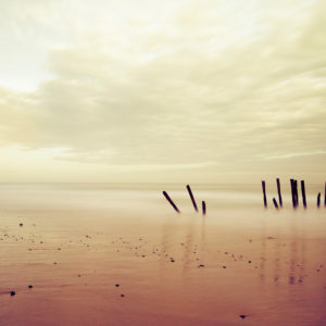 photo-paysage-mer-plage-pose-lente-ocean-minimaliste-abstrait