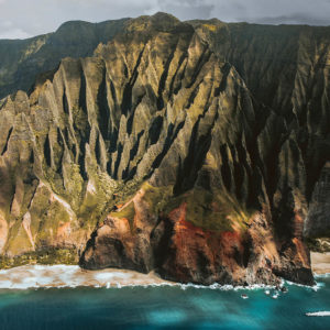 na-pali-coast-hawaii-ile-de-reve-photo-paradis-montagne-plage-falaise